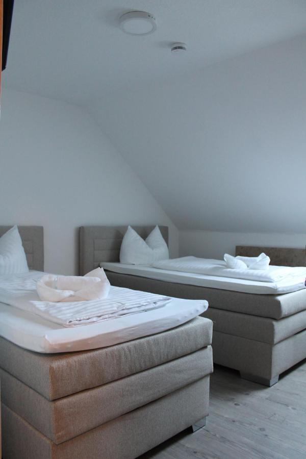Gastehaus Hubertushof - 24H Check-In Hotel Hausen  Екстериор снимка