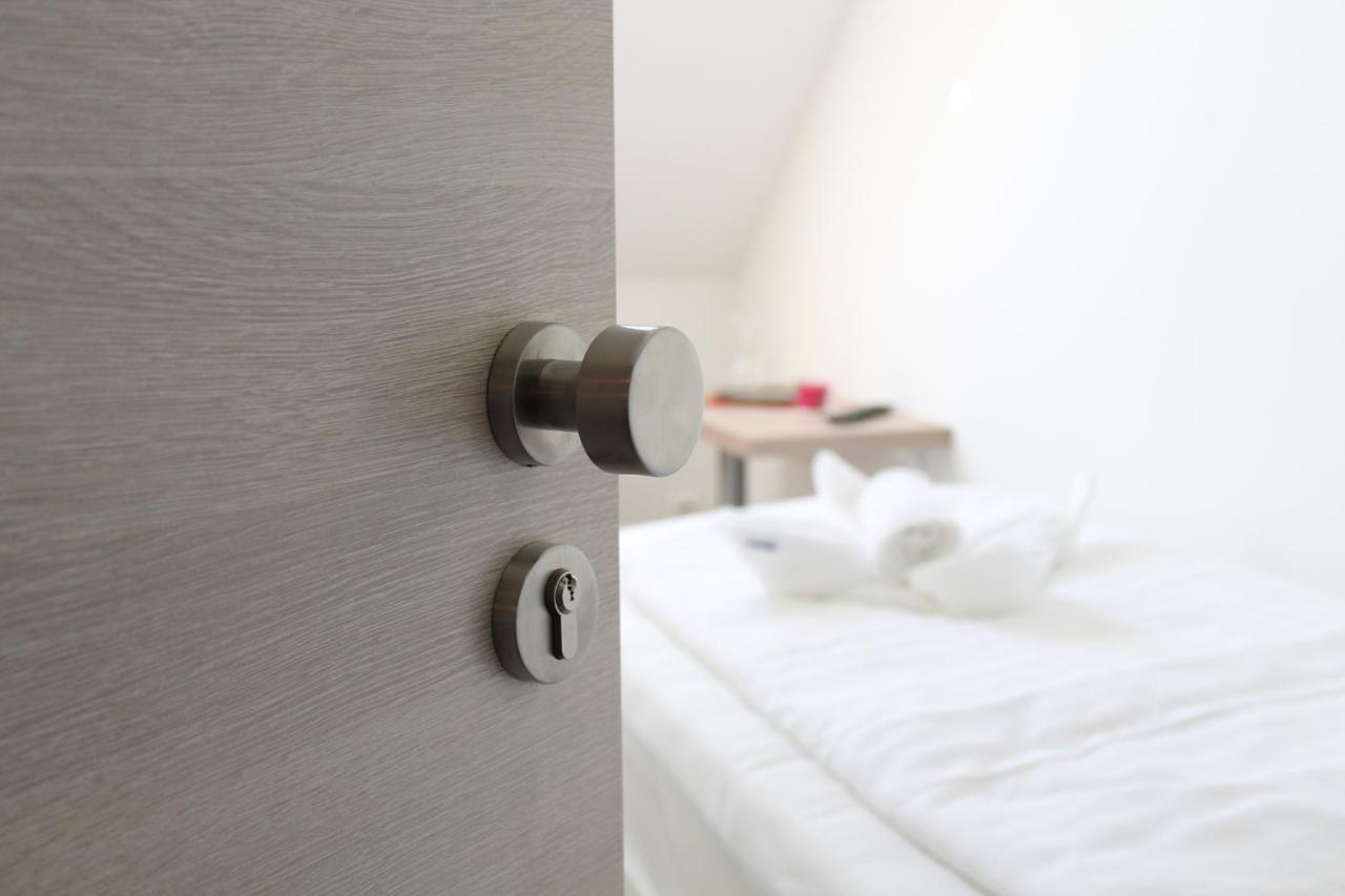 Gastehaus Hubertushof - 24H Check-In Hotel Hausen  Екстериор снимка